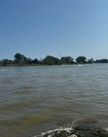 Boat launch Grand River Ontario Lake Erie boat ramp Port Maitland boat launch Marina near Dunnville 