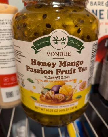 vonbee-passion-fruit-honey-puree-jar