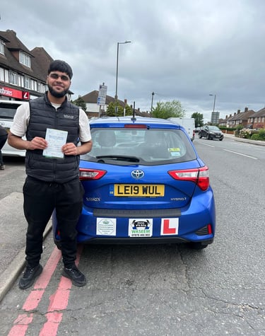 Talha passed his driving test with Let's Pass 1st driving school in Basingstoke Test Center. 