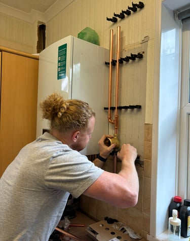 Installation of copper pipes