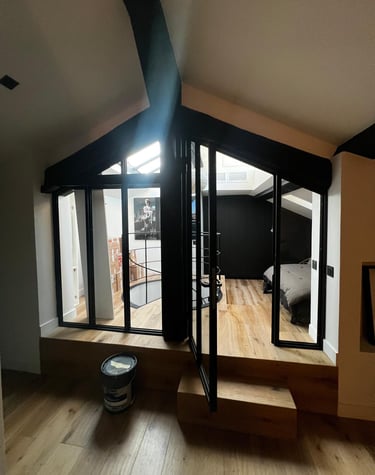 Baie intérieur et chambre en sous pente