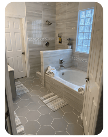 SparkEaseCleaning deep-cleaned bathroom with bathtub in Denver home