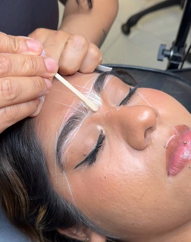 Eyebrow Waxing service