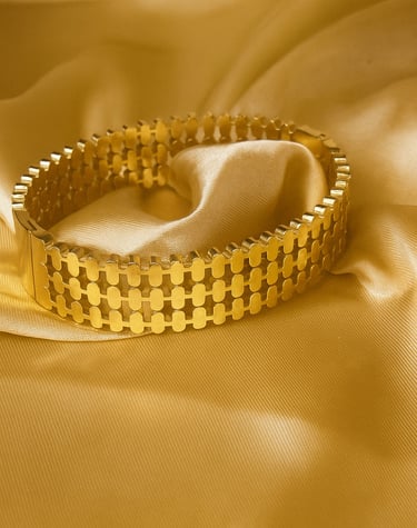 a bracelet bracelet bracelet bracelets with a gold tone