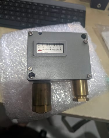 Pressure Switch for F.O pressure for burner