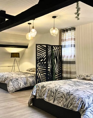 Twin bedroom with separate beds for professional accommodation for teams