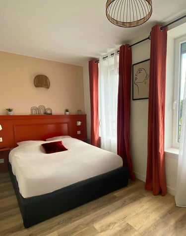 Quiet modern double bedroom, business accommodation in Dunkirk