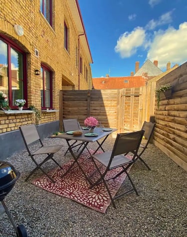 Private outdoor terrace, corporate accommodation in Saint-Omer