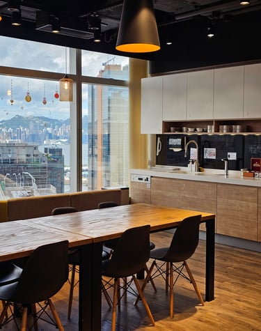 small meeting rooms and business lounge to hire in Kwun Tong near mtr station in APM affordable 