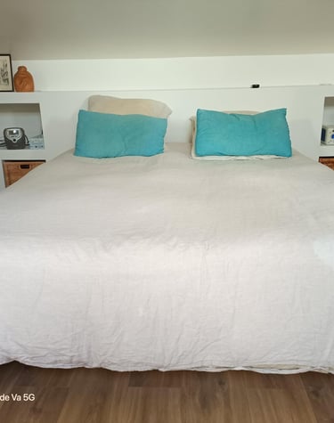 amenagement-interieur-tete-de-lit-sur-mesure-les-sables-d-olonne-talmont-saint-hilaire-les-achards-saint-gilles