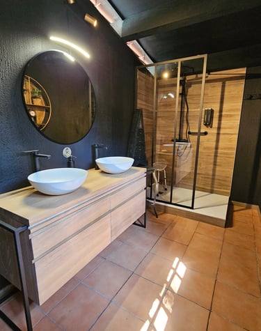 Salle de bain Capri du mas de l'Enclos du Soleil le Vent