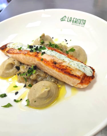 Salmon con base de Berenjena