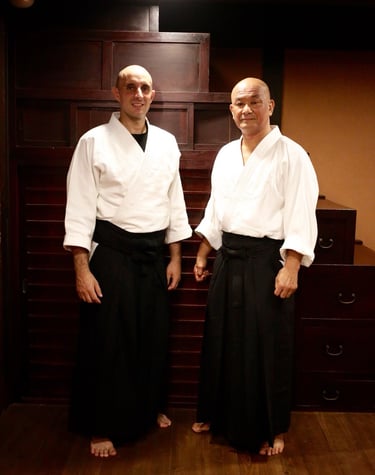 Lucas sensei del Shinseikan junto a su maestro Ozeki Shigeyoshi, de Shouyoukan.