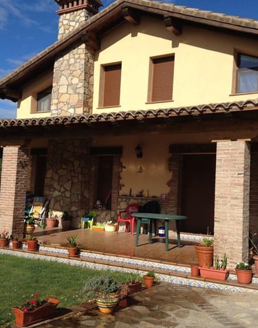 Casa en finca con jardín en Jarandilla de la Vera