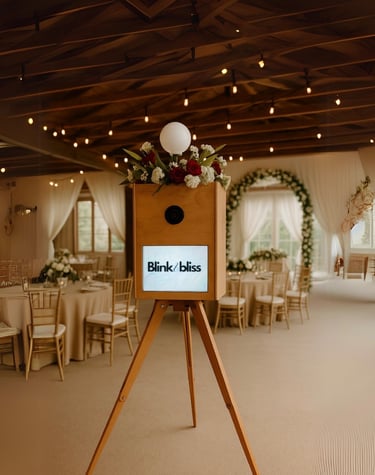 retro Photo Booth rental in Bakerfield