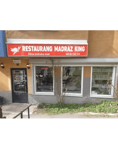 Restaurang Madraz King storefront in Sweden offering authentic Indian food and dining.