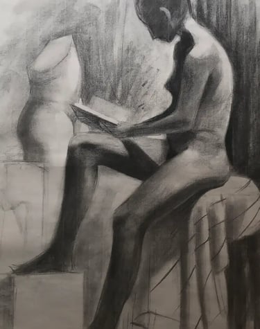 Mujer leyendo. Carbón y conté sobre papel, realizado y firmado por Alfonso Abad Lera (AL) / ALPIZ Studios.