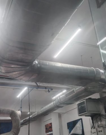 clean this image and fit in the frame