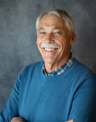 Photo of Dana Bratton