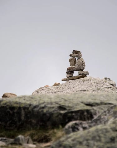 ThetaHealing mokymai Manifestacija - akmenukų bokštas