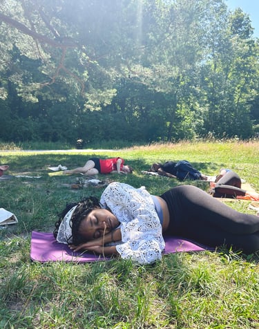 Designed Yoga Circle of Love Münich