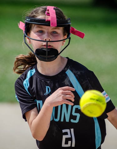 Photo of 8u softball player