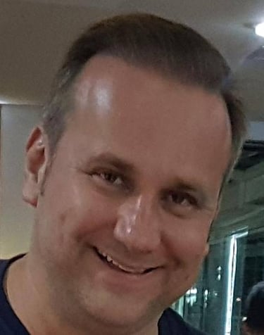 Cliente feliz e satisfeito com a empresa