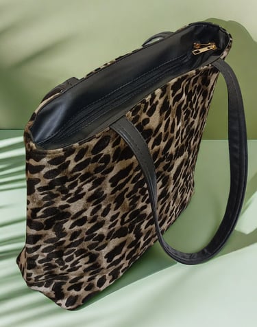 Trendy office handbag for women - cruelty-free leather alternative