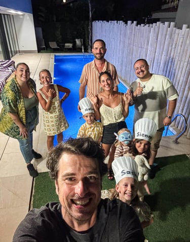 Imagen de clientes reales tras disfrutar de un servicio de chef privado