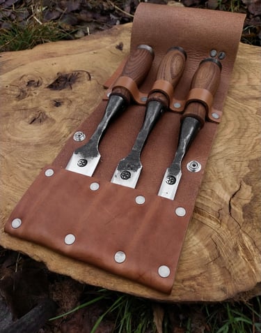 Ciseau à bois à douille étui en cuir forge