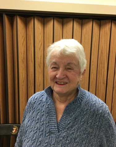 Elaine Holmlund, Continuing Ed Scholarships