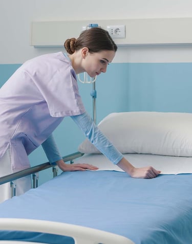 SABANAS Y COLCHAS PARA CAMAS DE HOSPITAL