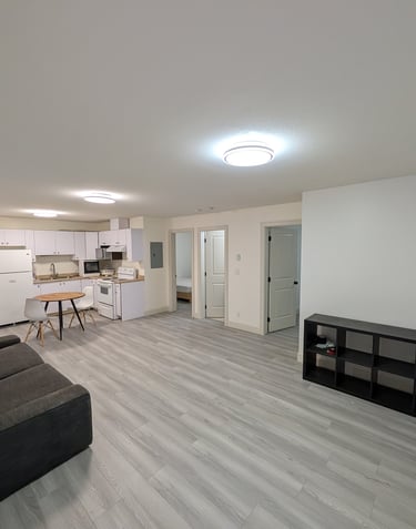 renovation install laminate flooring project in coquitlam