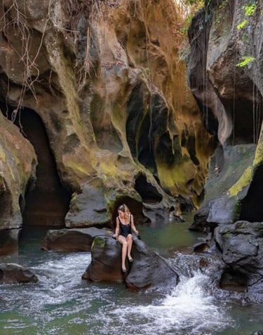 Hidden Canyon Beji Guwang 