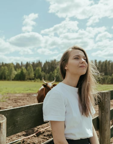 GORIGO creatividad publicitaria chica granja