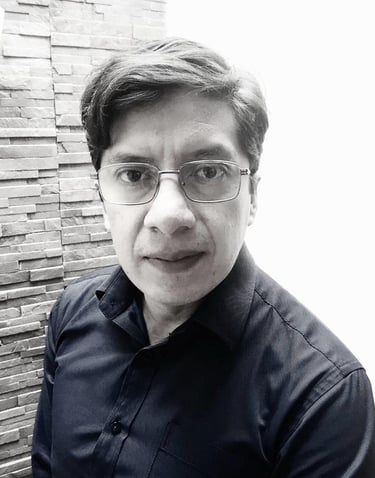 Christian Bastidas, fundador de Now Strategy Studio, MSc en Psicología Industrial y coach certificad