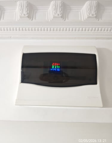 Üst teknoloji Gerilim koruma rölemiz Keçiören elektrikçinizde elektrikçi