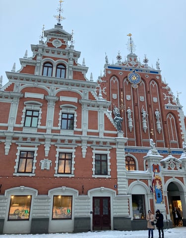 Casa de los Cabezas Negras