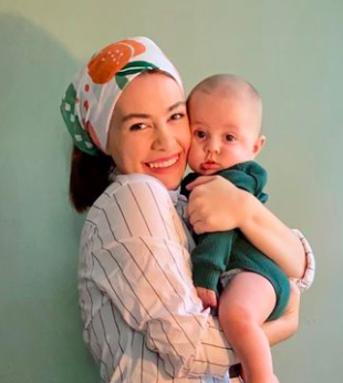 mom and baby