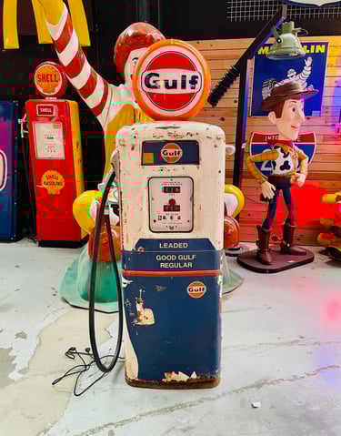Gulf Erie gasoline pump,Gulf gasoline pump