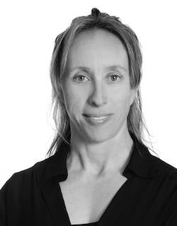 Vanesa, especialista en contabilidad para villas vacacionales en Ibiza y Formentera