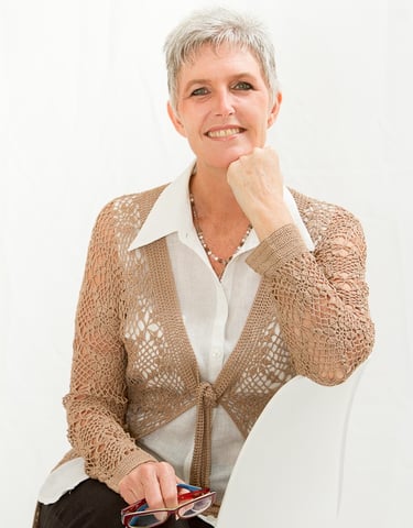 Bridget Edwards, online global EFT Tapping Practitioner