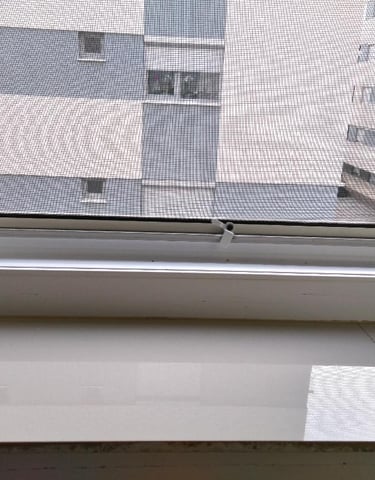 Asiroll -Plase contra insectelor SLIM cu profil de aluminiu si sita din fibra de sticla cu plistiren