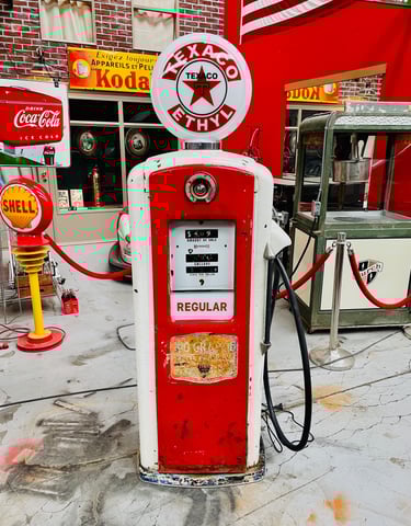 Texaco Bennett 756 gasoline pump of 1944 original patina,Texaco Bennett 756 gasoline pump