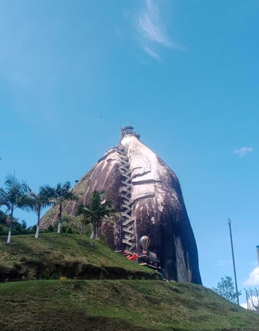 Restaurante en la cima de La piedra de El Peñol