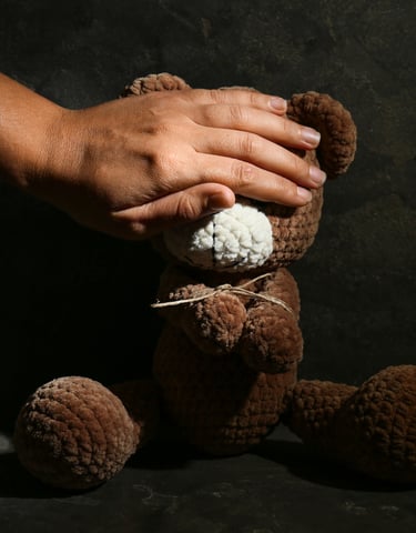 trauma injustices inceste pédophilie colère injuste père mère loi thérapeute parler silence enfance