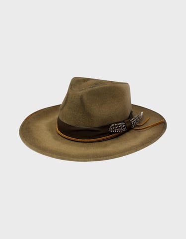 Handwoven Felted Hat, non-deformable and water-repellent with leather details. Made out of 100% shee