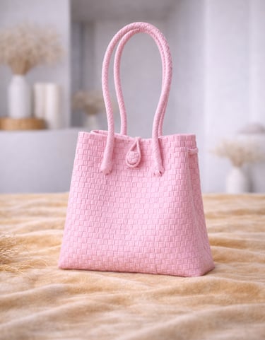 Tas anyaman plastik jali jali warna pink soft handmade, tas anyaman manis dan ramah lingkungan