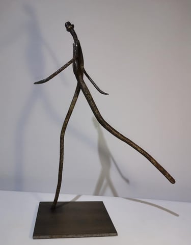 Businessman late for meeting. VahtokArt 2021.