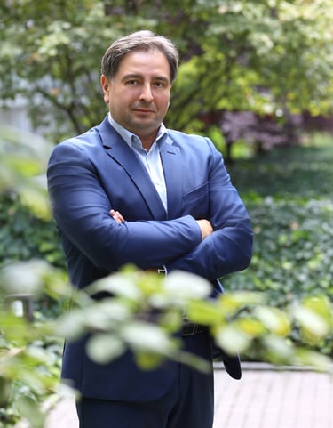 adwokat Andrzej Czyżowski - prawnik prawa pracy dla firm i HR